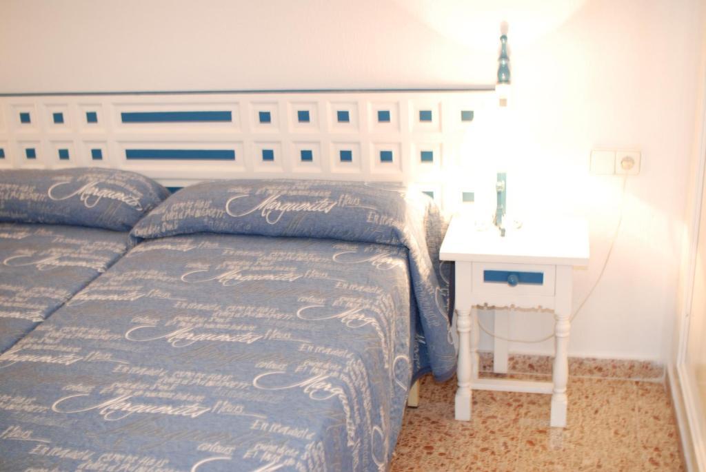 Apartamentos Concorde Alicante Cameră foto